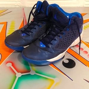 Jordans flight speed blue shoe well loved